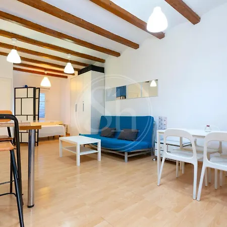 Loft En Gracia Con Terraza 公寓